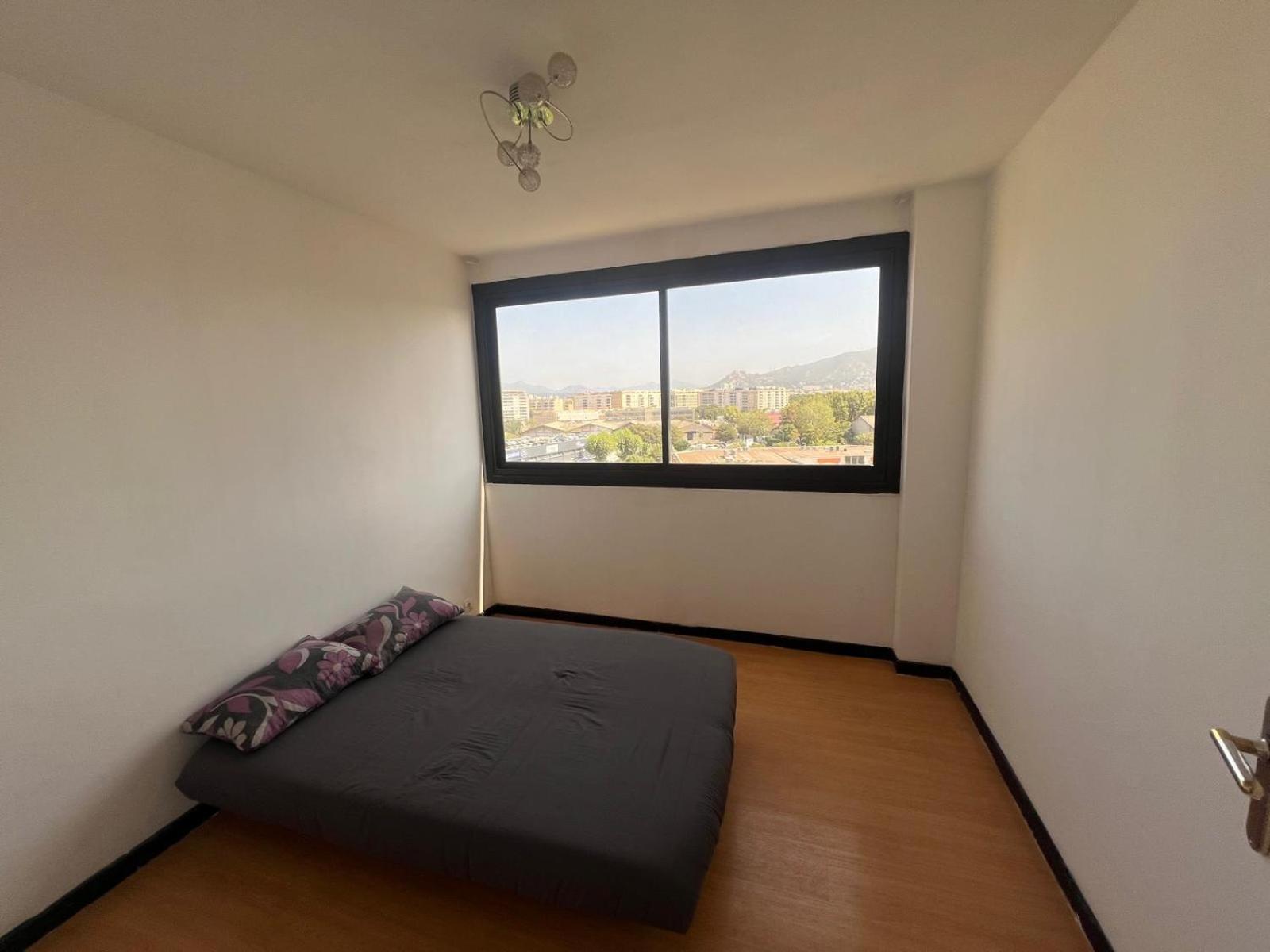 Appartement 2 Chambre Et Grand Sejour 100M2 A 5 Min Du Stade Velodrome Marseilles Buitenkant foto